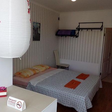 Apartment On Akademika Sakharova Ивано-Франкивск Екстериор снимка